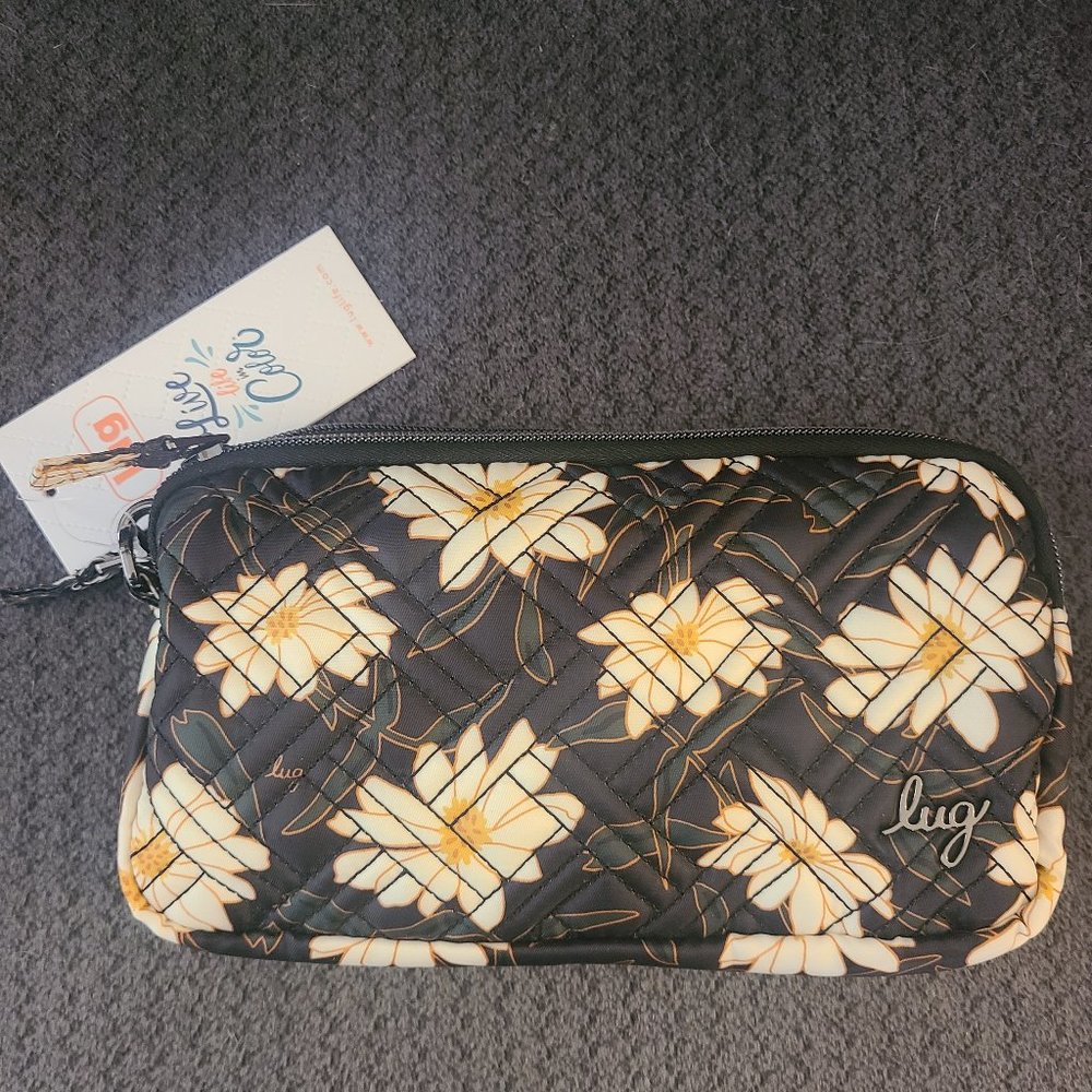 Lug Crossbody